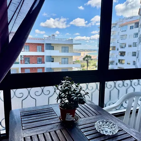 Апартаменты With A Sea View Лагуш